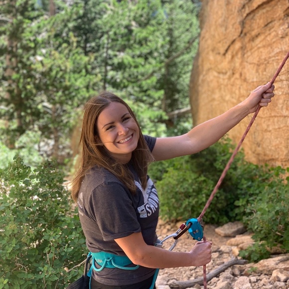 Meet your Posher, Claire - Picture 5 of 8